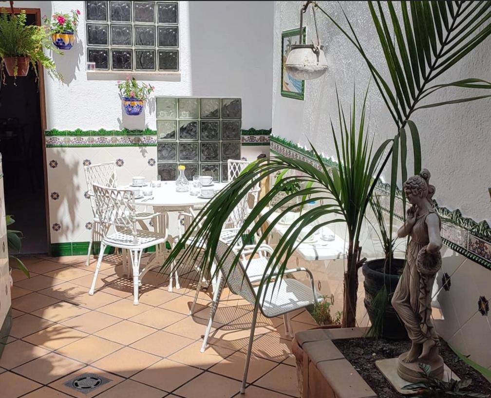 L'Hostalet Guesthouse Pineda de Mar Bagian luar foto